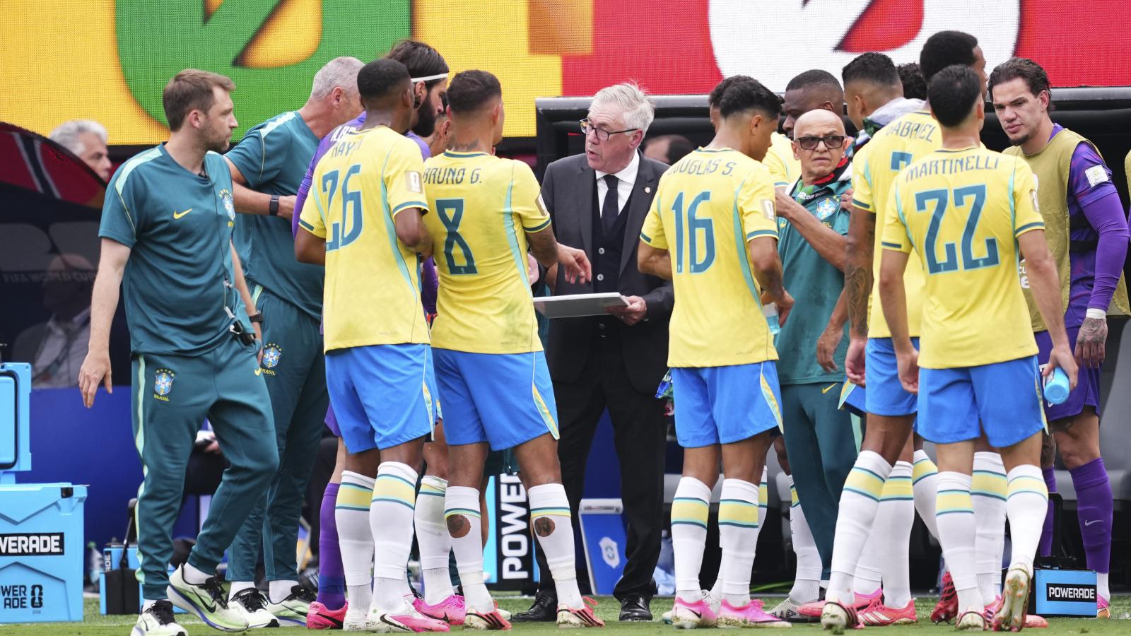 Ancelotti, a világ valaha volt legnagyobb klubedzői egyike nem tudott lelépni a talapzatról még úgy sem, hogy megbukott a műbrazil válogatottal (Mea maxima culpa, Vinícius Júnior)