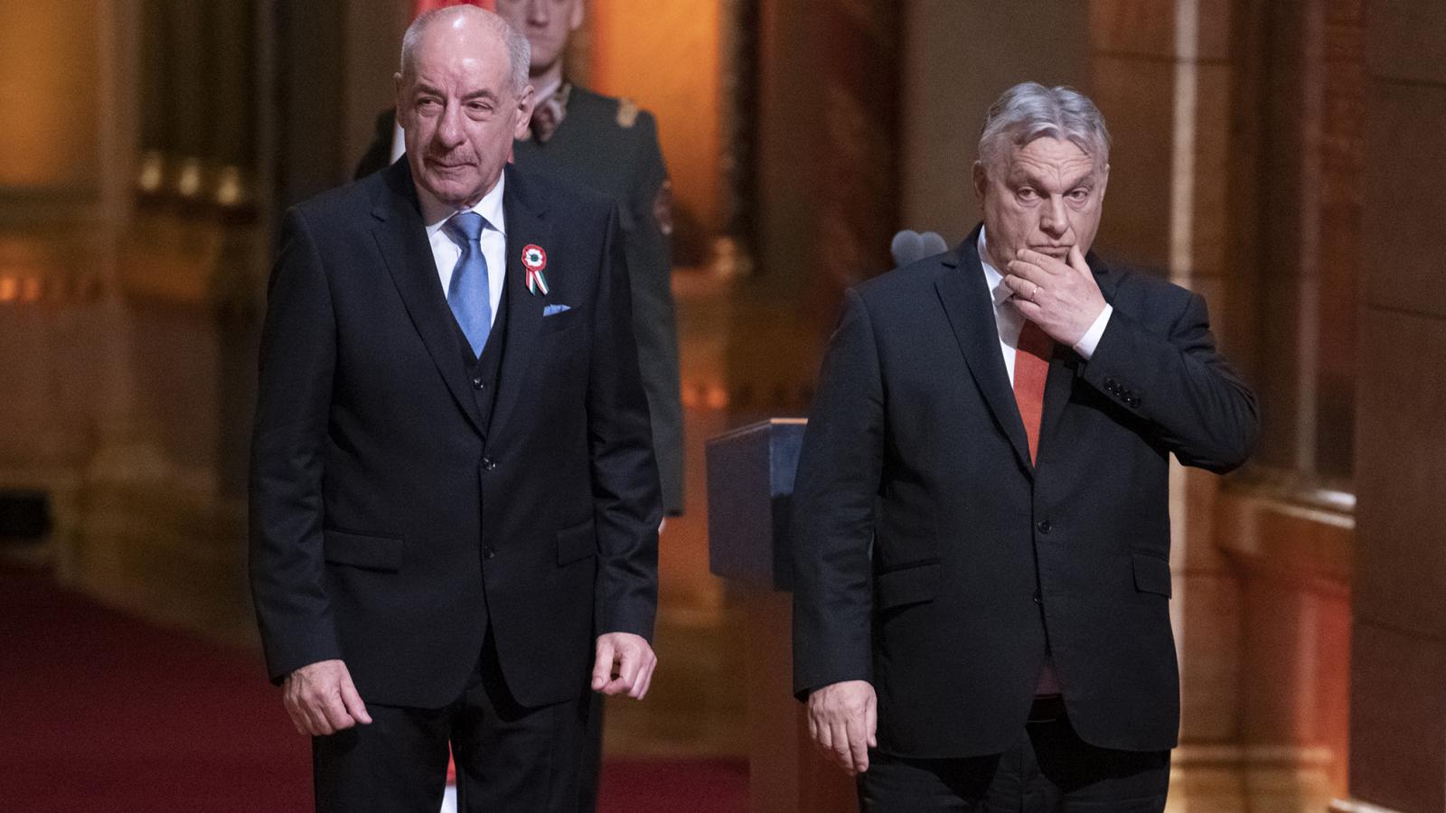 Kreatúra és kreátor. Sulyok Tamás a Velencei Bizottsághoz fordul