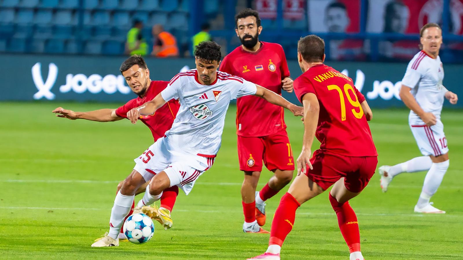 A DVSC az örmény FC Pjunik Jereván csapata ellen, 2026. július 23-án