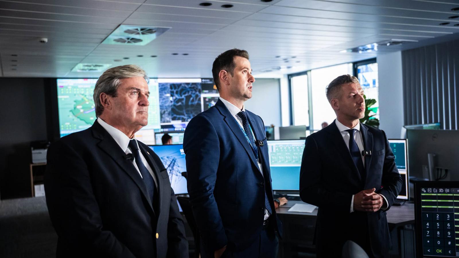 A válság során több miniszter is markánsabb arcélt kaphatott volna - vetette fel Bőhm Kornél