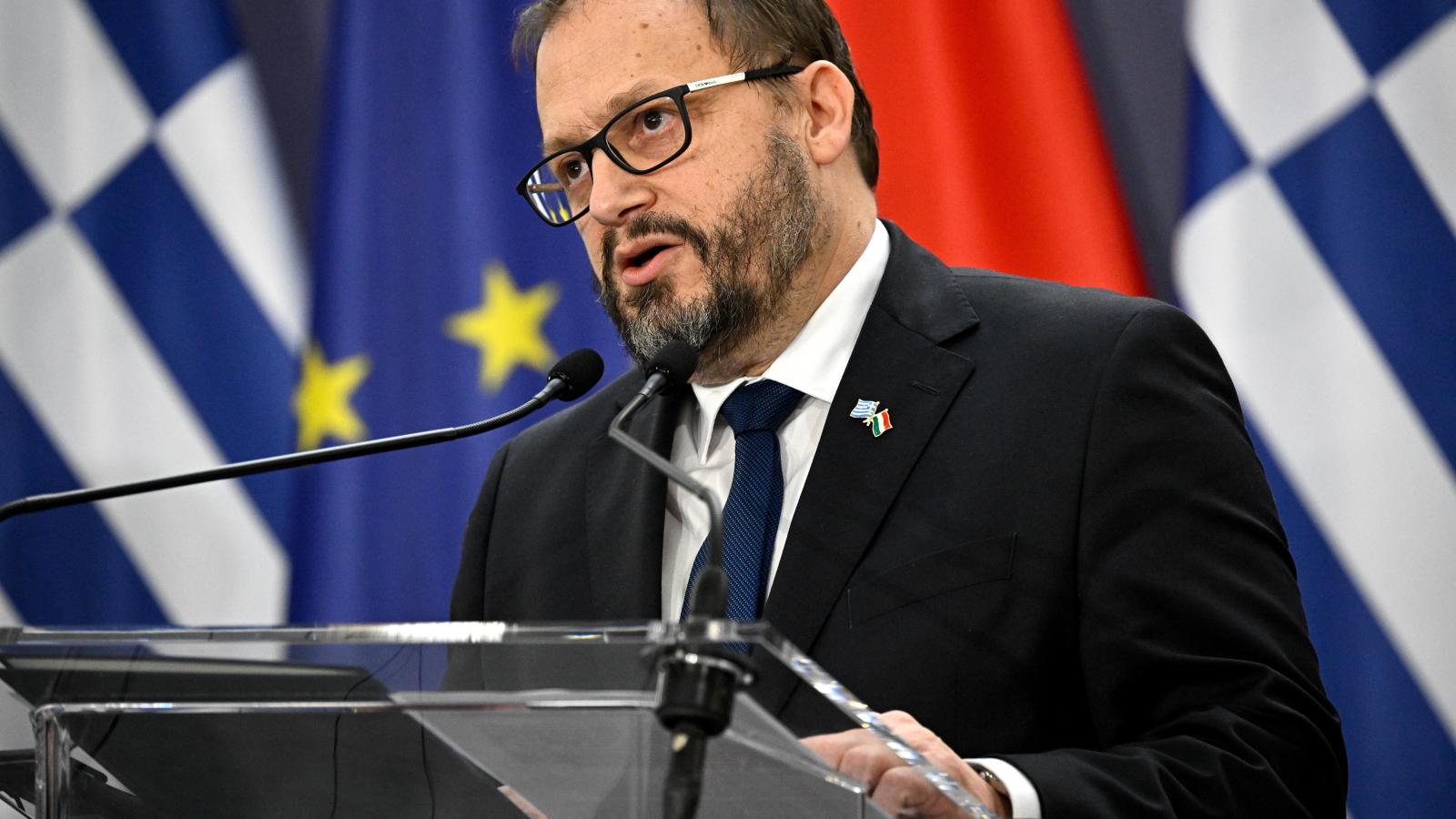 Kármán András pénzügyminiszter