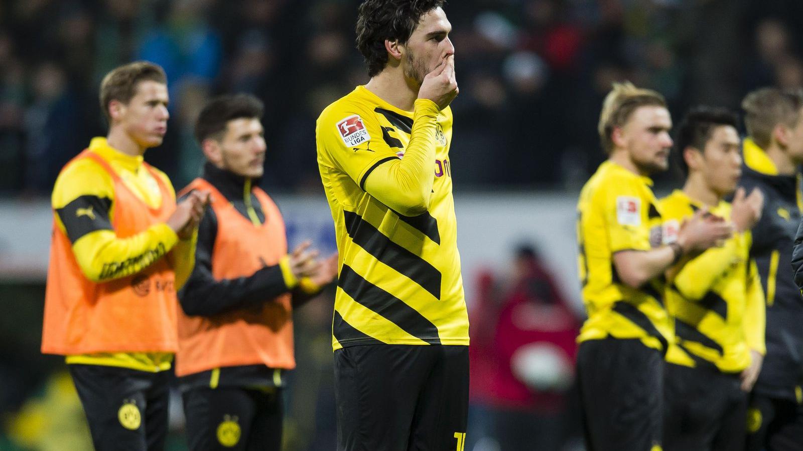 A Dortmund nagy bajban van, hiszen a kiesés ellen harcol a Bundesligában, míg legjobbjai – mint Hummels – ismét eligazolhatnak F