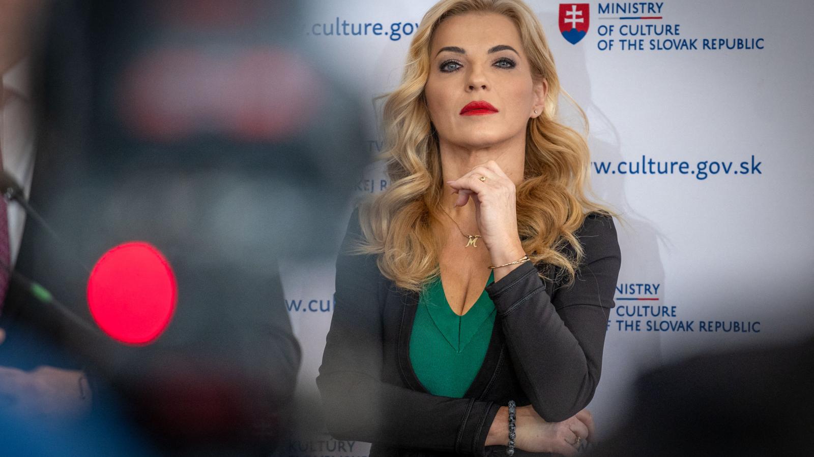 Martina Šimkovičová nevéhez fűződik a Szlovák Rádió és Televízió (RTVS) átalakítása, a művészeti alapok feletti állami felügyelet szigorítása, valamint a Szlovák Nemzeti Színház és a Szlovák Nemzeti Galéria vezetőinek indoklás nélküli menesztése is.
