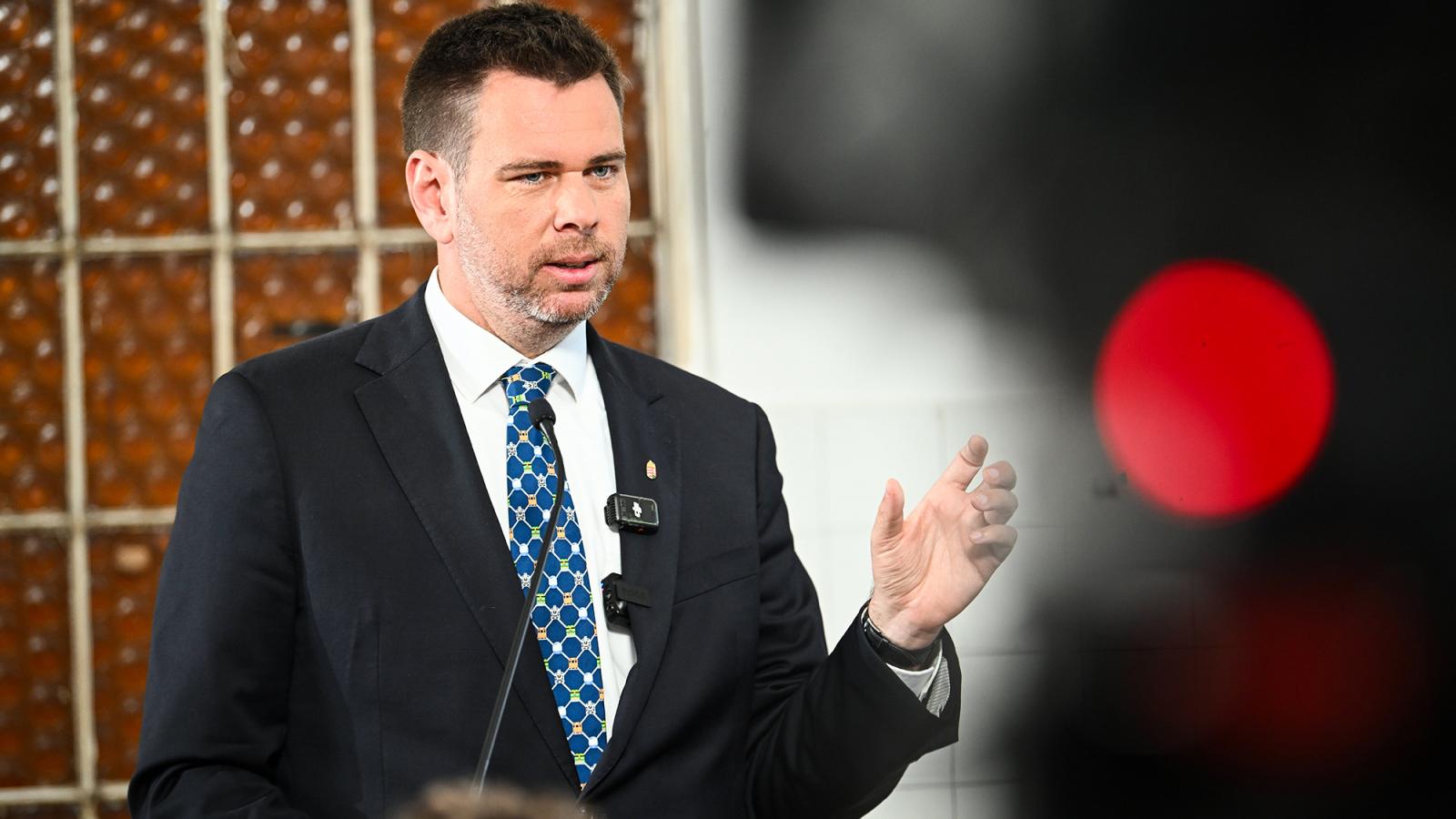 Korábbi felvétel
