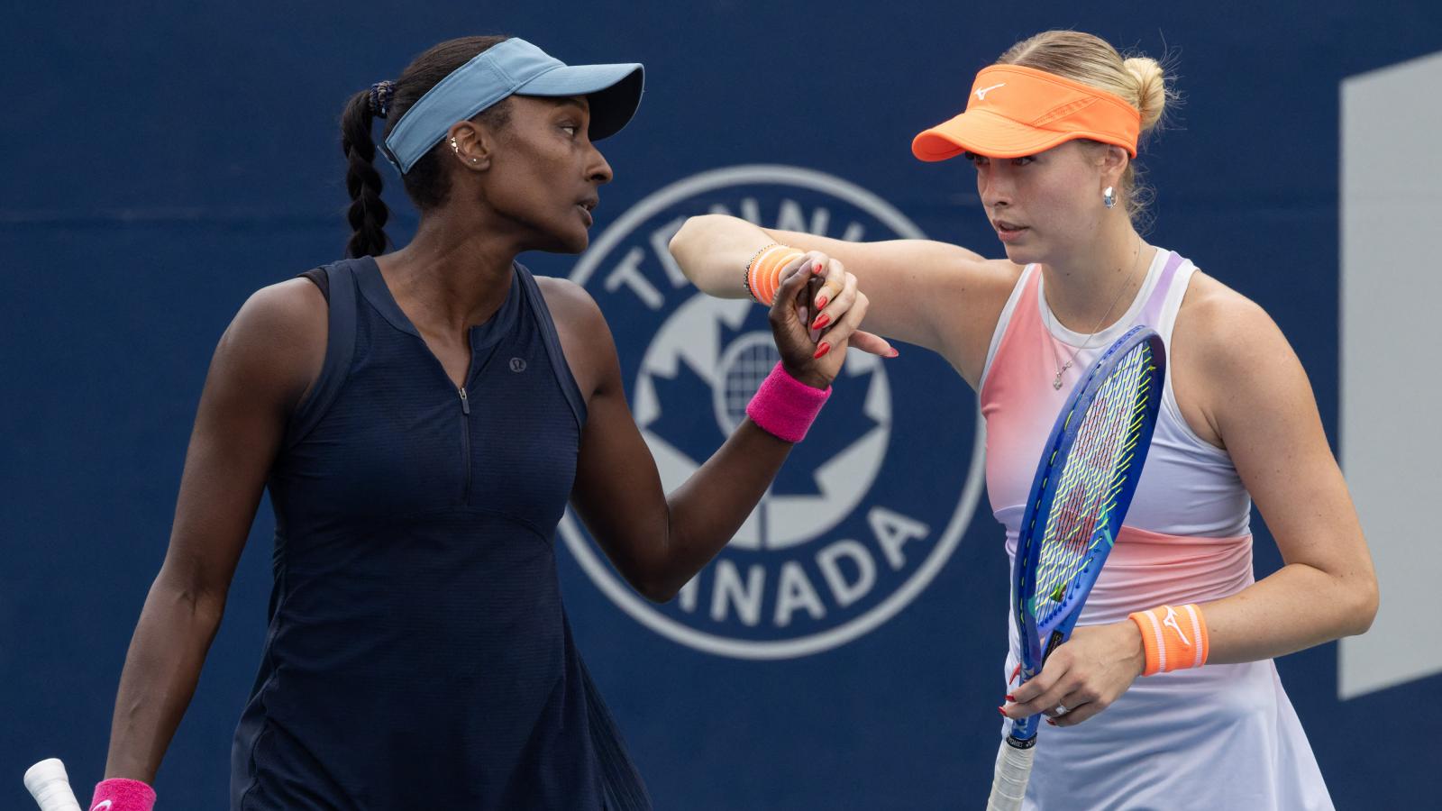 Asia Muhammad (balra) és Stollár Fanny