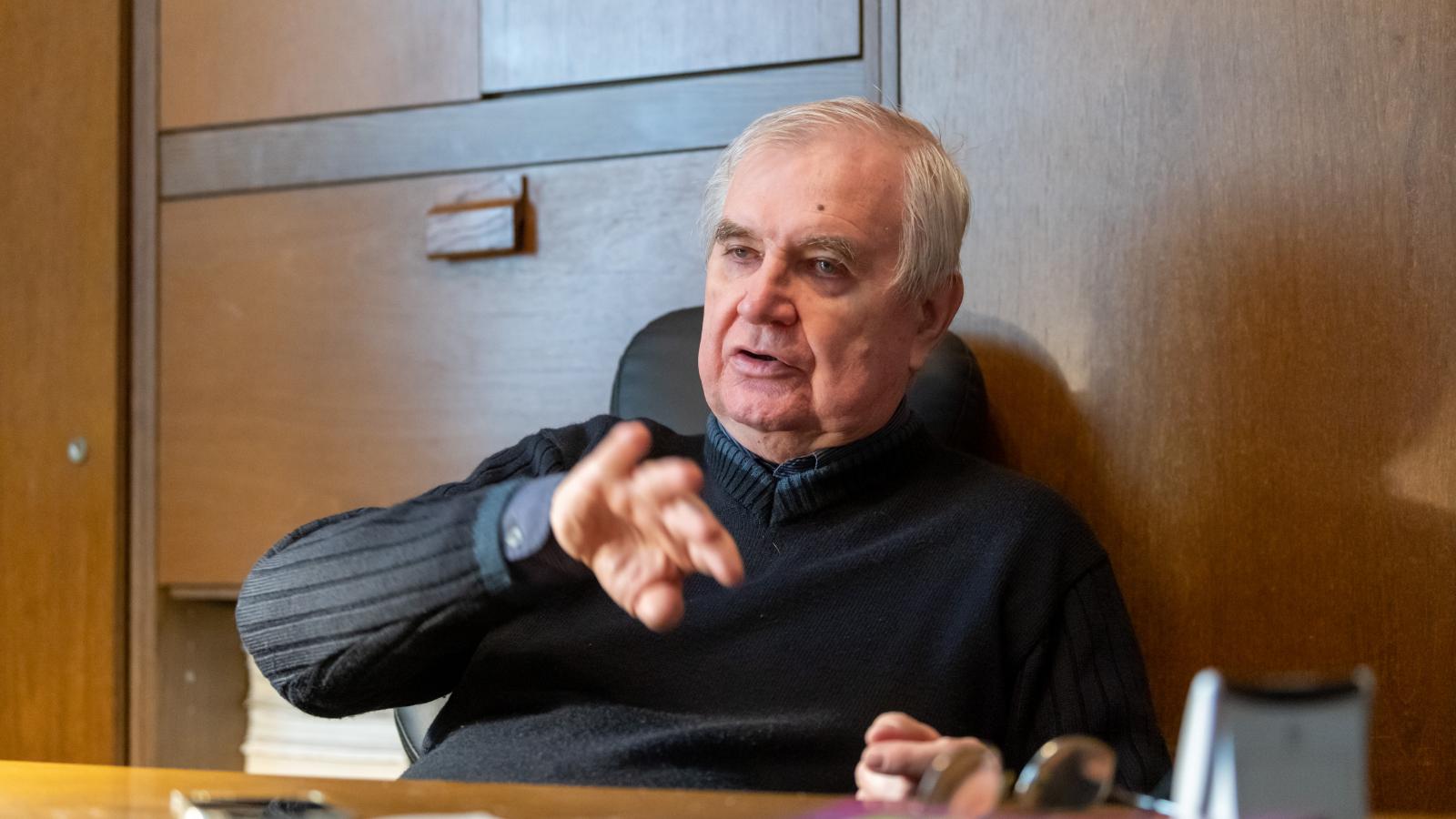Nálunk az iskola nem tud mit kezdeni a hátrányos helyzetű gyerekekkel - mondja Nahalka István