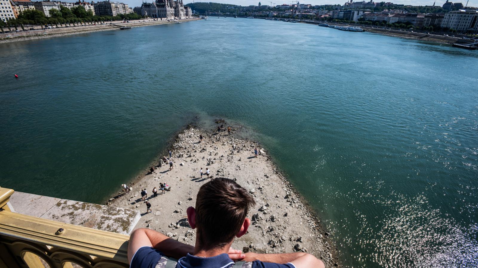 A kora őszi, csapadékosabbá váló időjárás segít a kiszáradó folyónkon