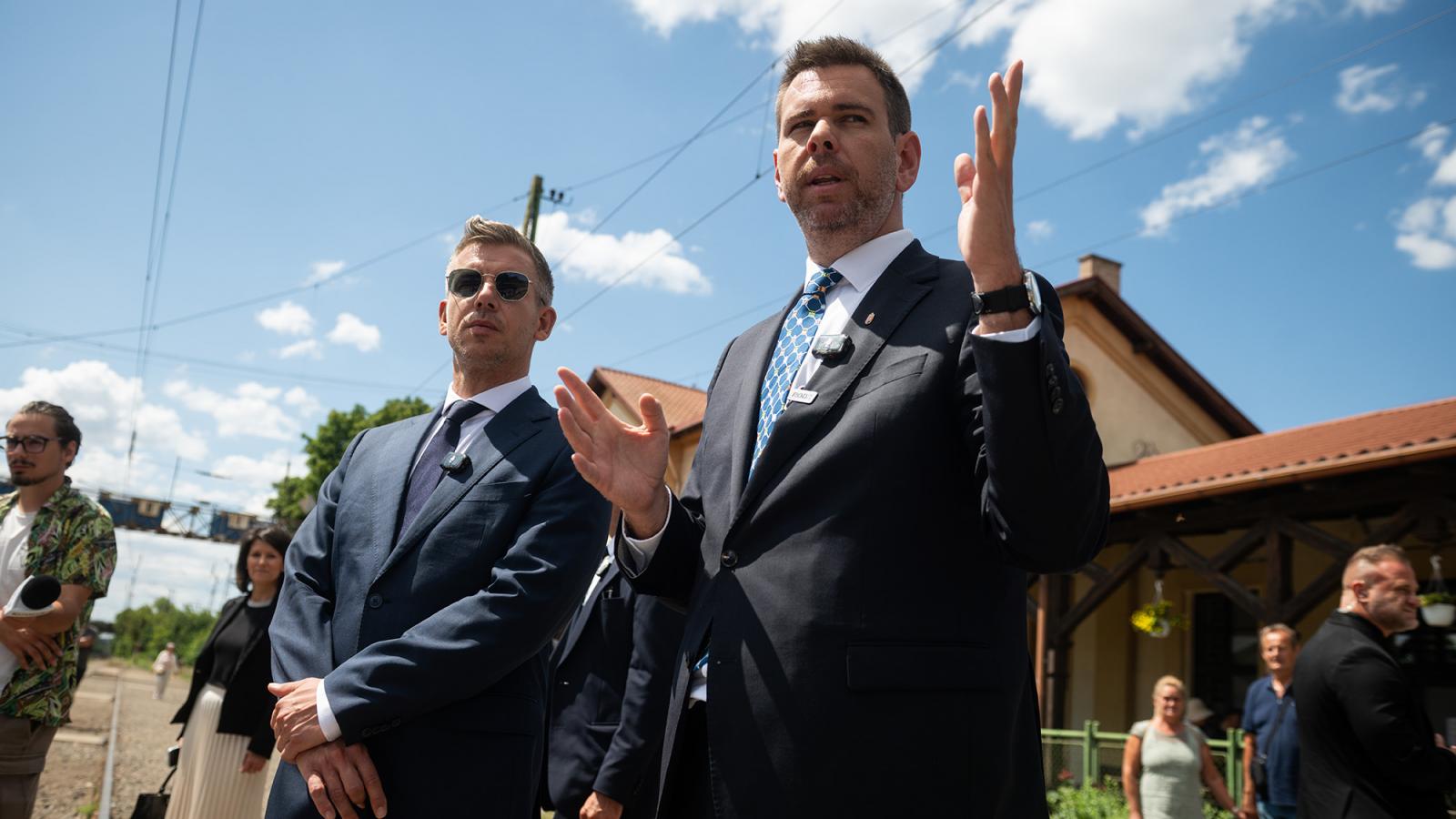 Vitézy Dávid és Magyar Péter 2026. július 22-én ismertette a Tisza-kormány vasútfejlesztési terveit