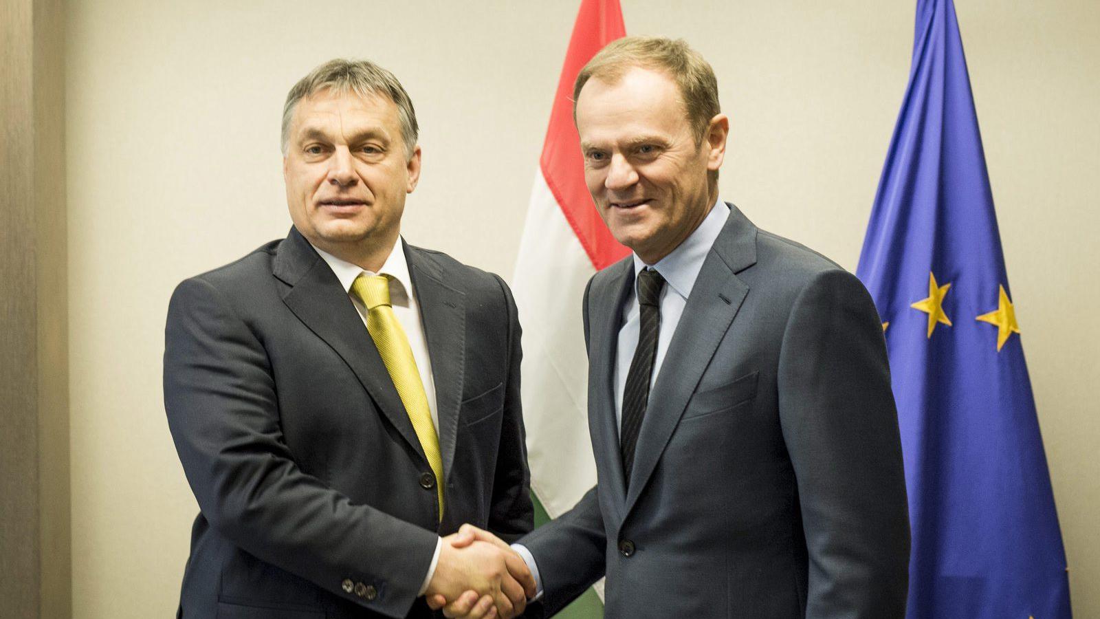 Orbán Viktor miniszterelnök és Donald Tusk, az Európai Tanács elnöke. MTI Fotó: Miniszterelnöki Sajtóiroda / Burger Barna