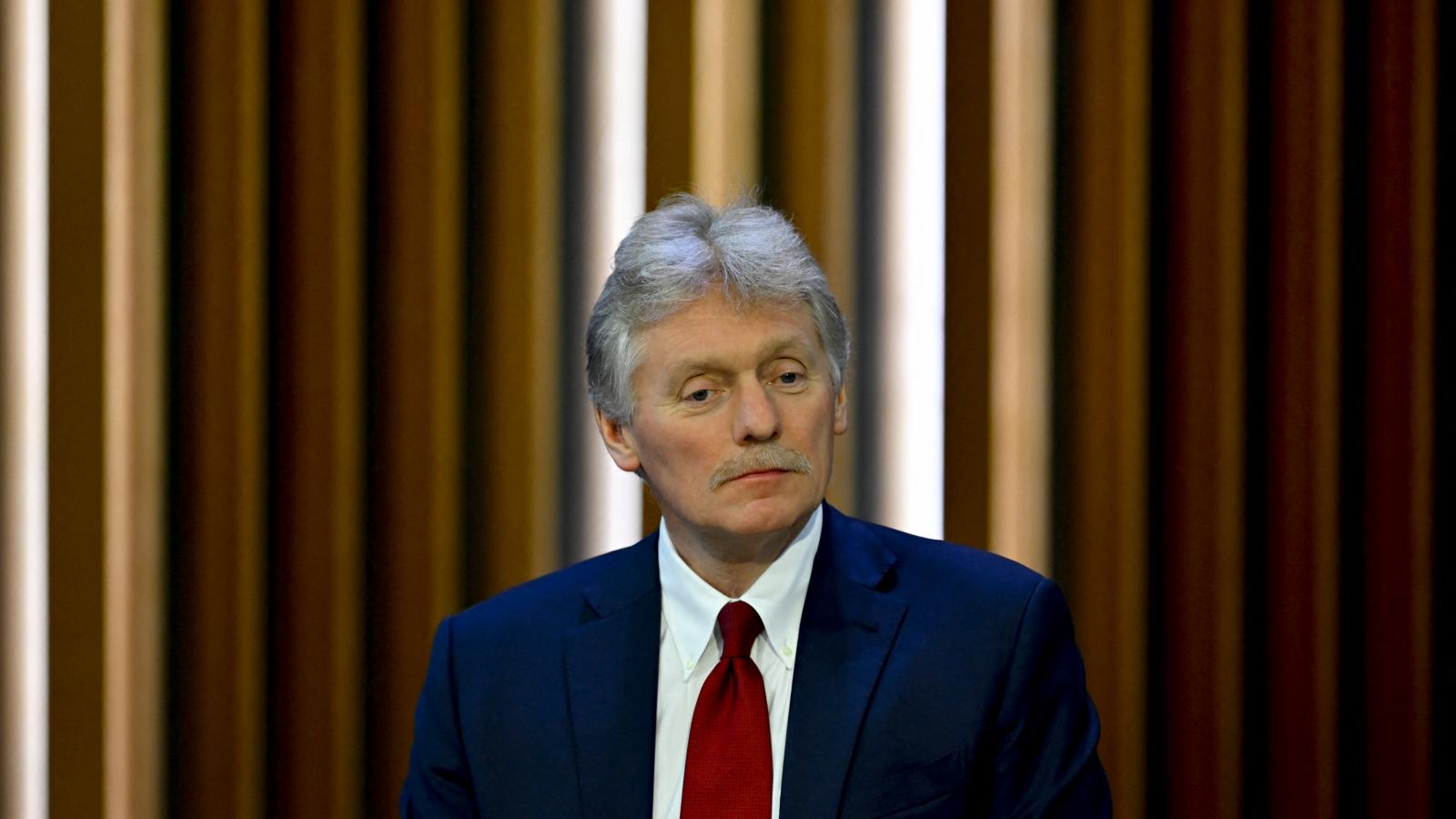Dmitrij Peszkov, a tehetséges diplomata, Jelcin felfedezettje közel másfél évtizede él testközelben Putyinnal.