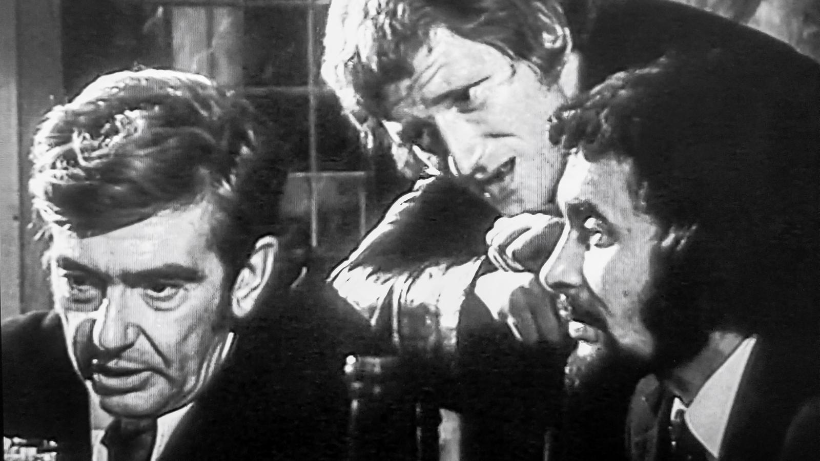 Gábor Miklós, Kern András, Csikós Gábor az Ősbemutató (1973) című Szabó István tévéfilmben.