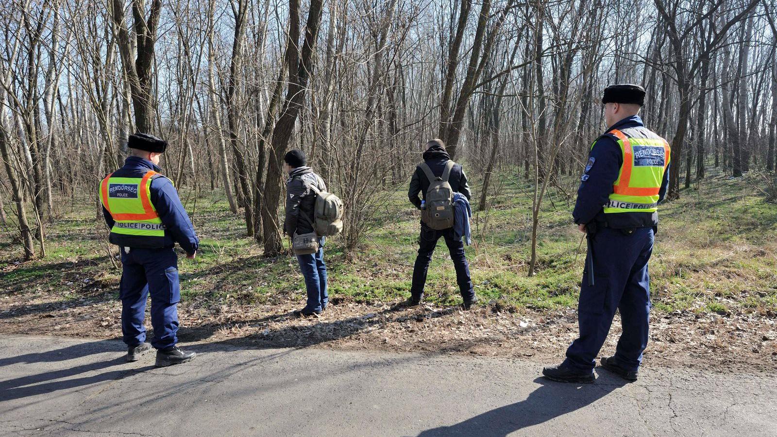 Menekültek a szerb–magyar határon FOTÓ: MTI/KELEMEN ZOLTÁN GERGELY