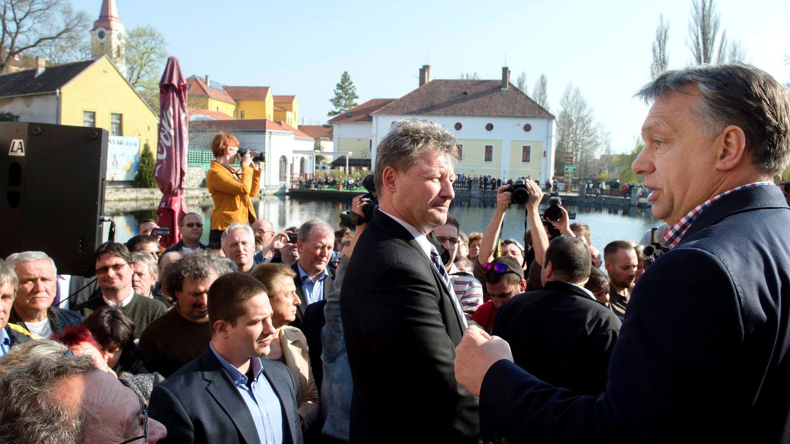 Orbán Viktor, a Fidesz elnöke, miniszterelnök beszédet mond Fenyvesi Zoltán, a Fidesz-KDNP tapolcai országgyűlési képviselőjelöl