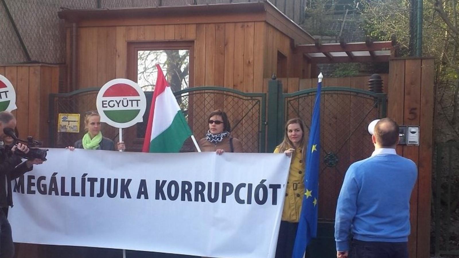 A szerdai, Cinege utcai demonstráció, ami a vasárnapi tüntetés "előzetese" volt Fotó: Együtt/Facebook