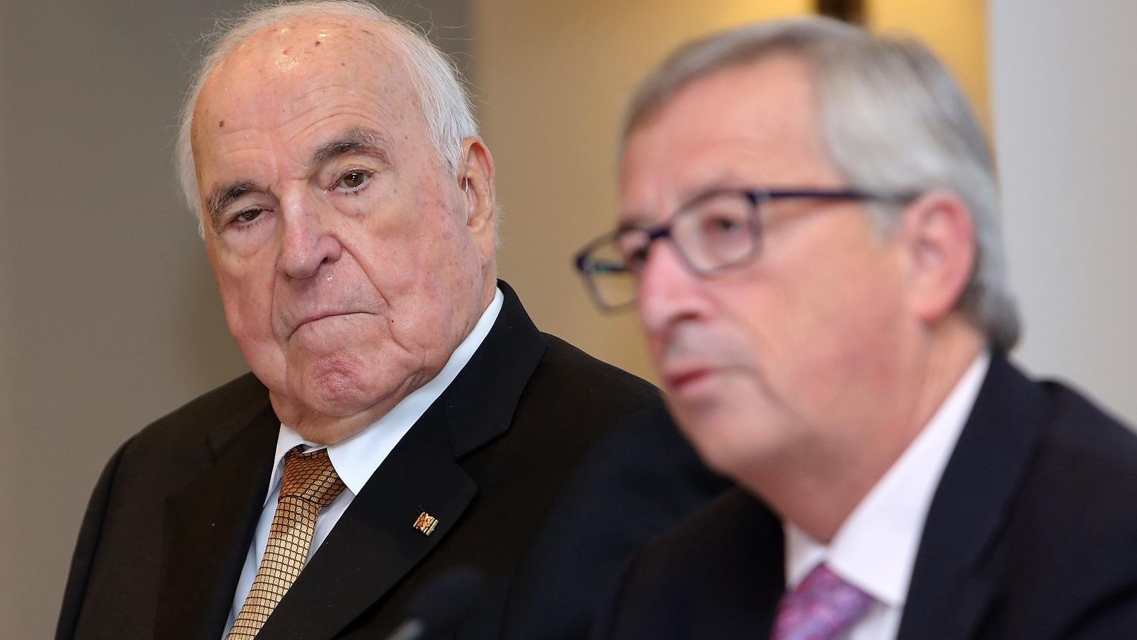 Helmut Kohl és Jean-Claude Juncker a volt német kancellár könyvének bemutatóján 2014.november 03-án. Fotó: Europress/Getty Image