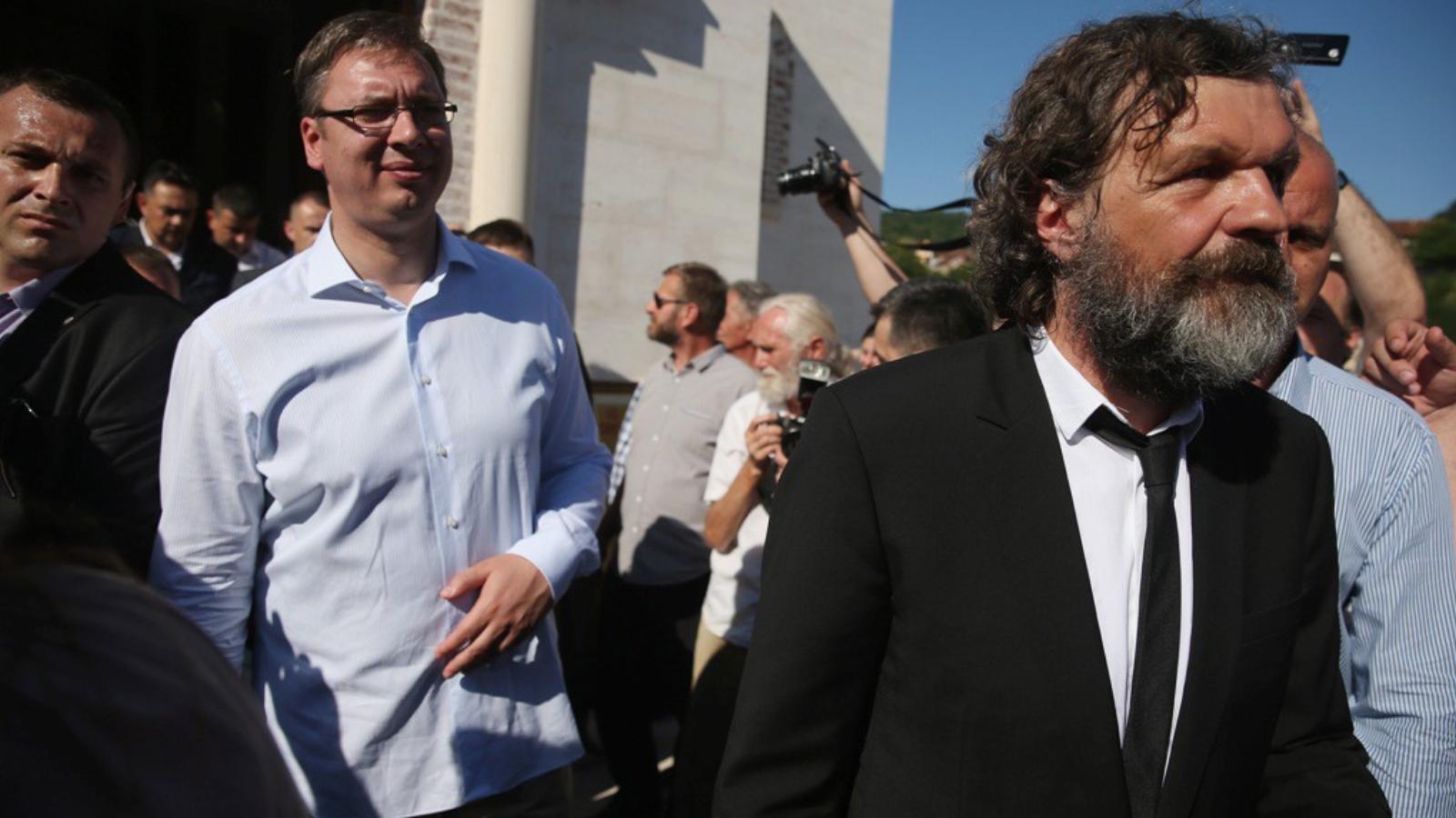 Emir Kusturica (elöl) Alexandar Vucic szerb kormányfő társaságában FOTÓK: EUROPRESS/GETTY IMAGES/DAVID SPENCER