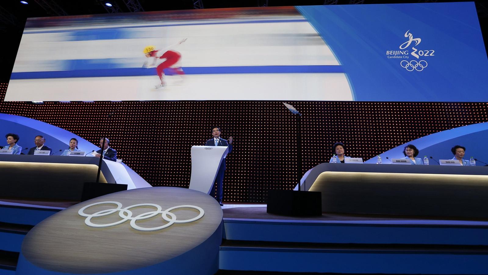 Malajzia, Kuala Lumpur 2015 július 31: Wang Anshun, Peking polgármestere beszédet mond a 2022-es téli olimpia helyszínéről dönt