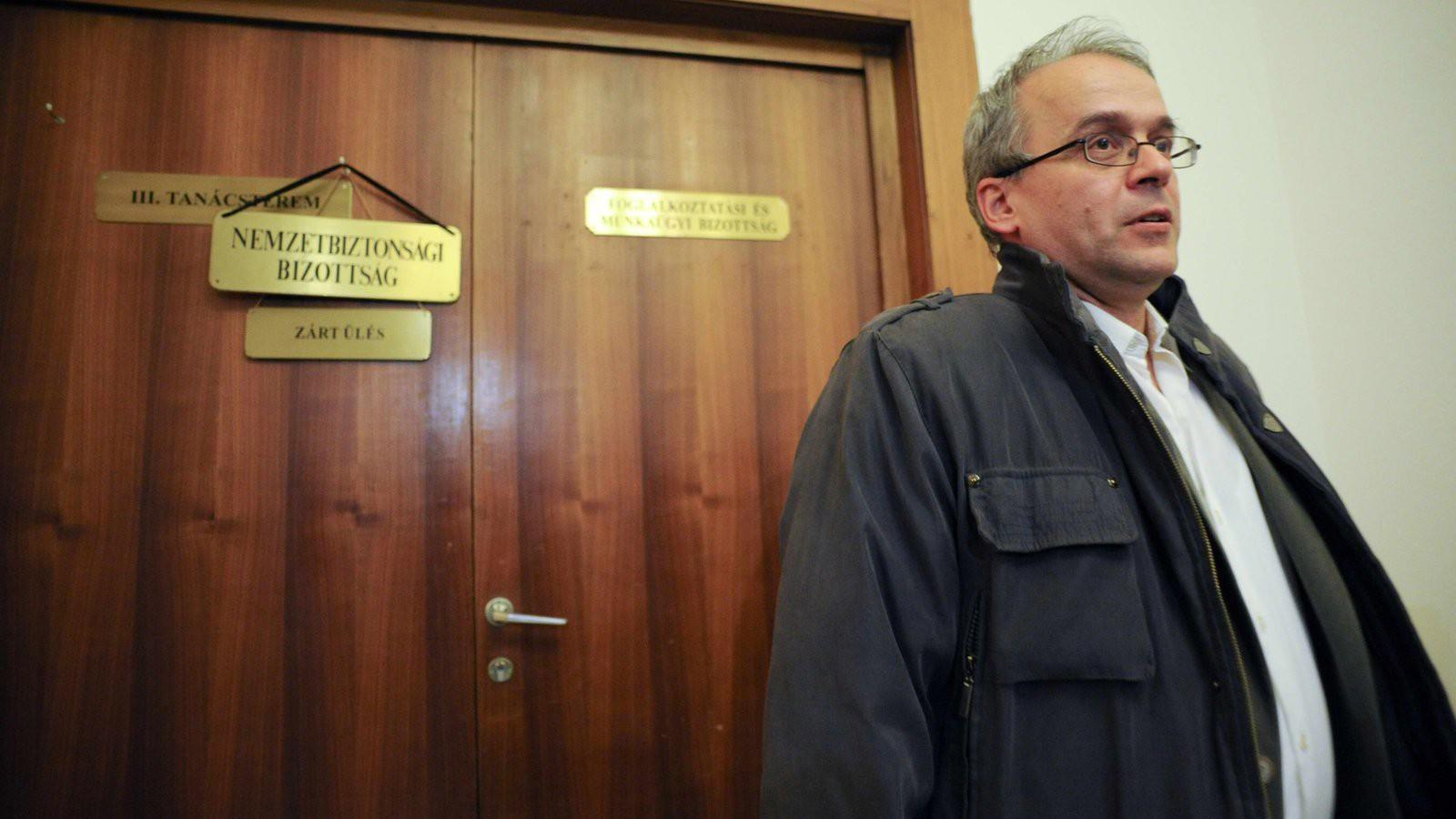 Horváth András csalódottan távozott a parlamenti bizottság üléséről FOTÓ: TÓTH GERGŐ