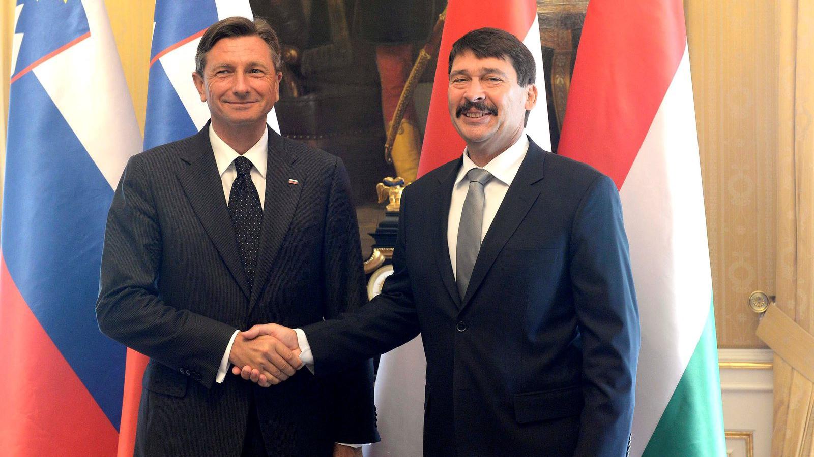 Áder János köztársasági elnök fogadja Borut Pahor szlovén államfőt a Sándor-palotában. MTI Fotó: Bruzák Noémi