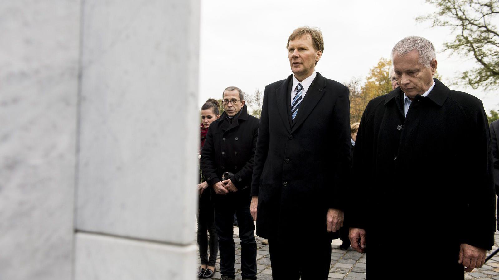 Fodor Gábor pártelnök és Vásárhelyi István, az `56-os elítélt Vásárhelyi Miklós fia  MTI Fotó: Koszticsák Szilárd
