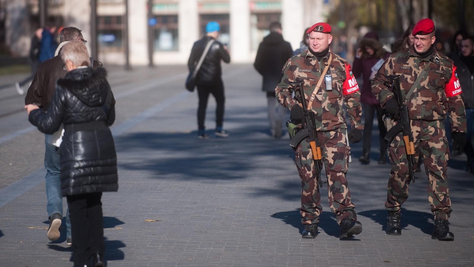 Terrorkészültség Budapesten. 2015.11.23.