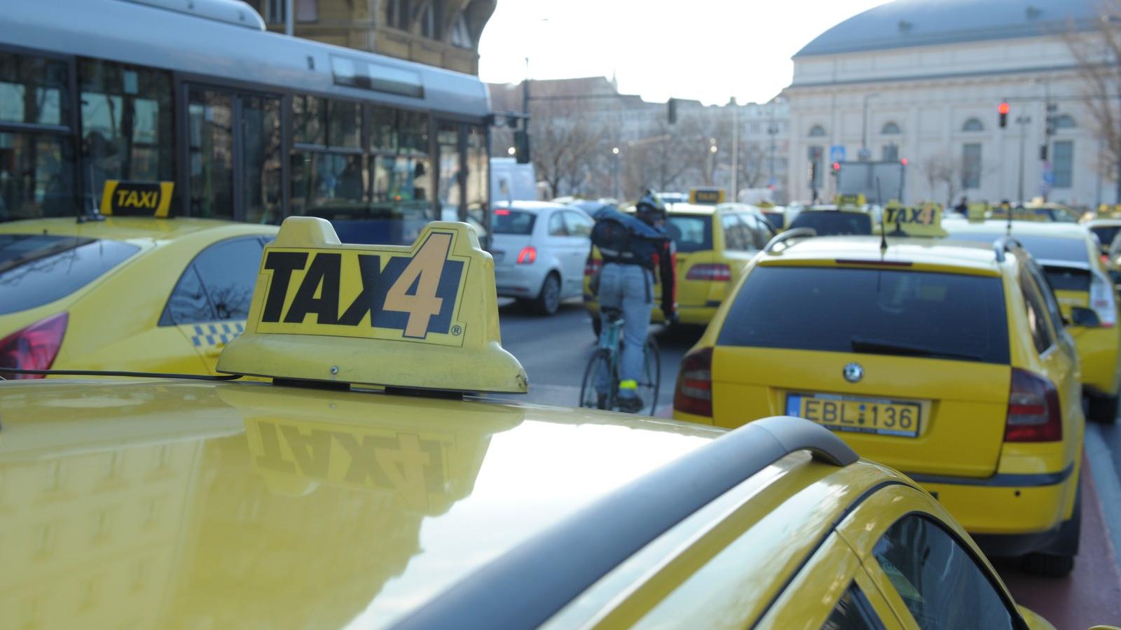 Taxis tüntetés még januárban: FOTÓ: Vajda József