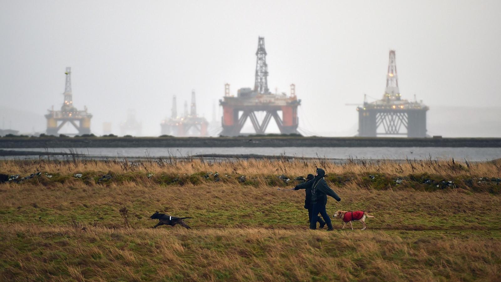 Az olajkitermelést több ország még a nyomott ár ellenére is inkább fokozza FOTÓ: EUROPRESS/GETTY IMAGES/JEFF J. MITCHELL