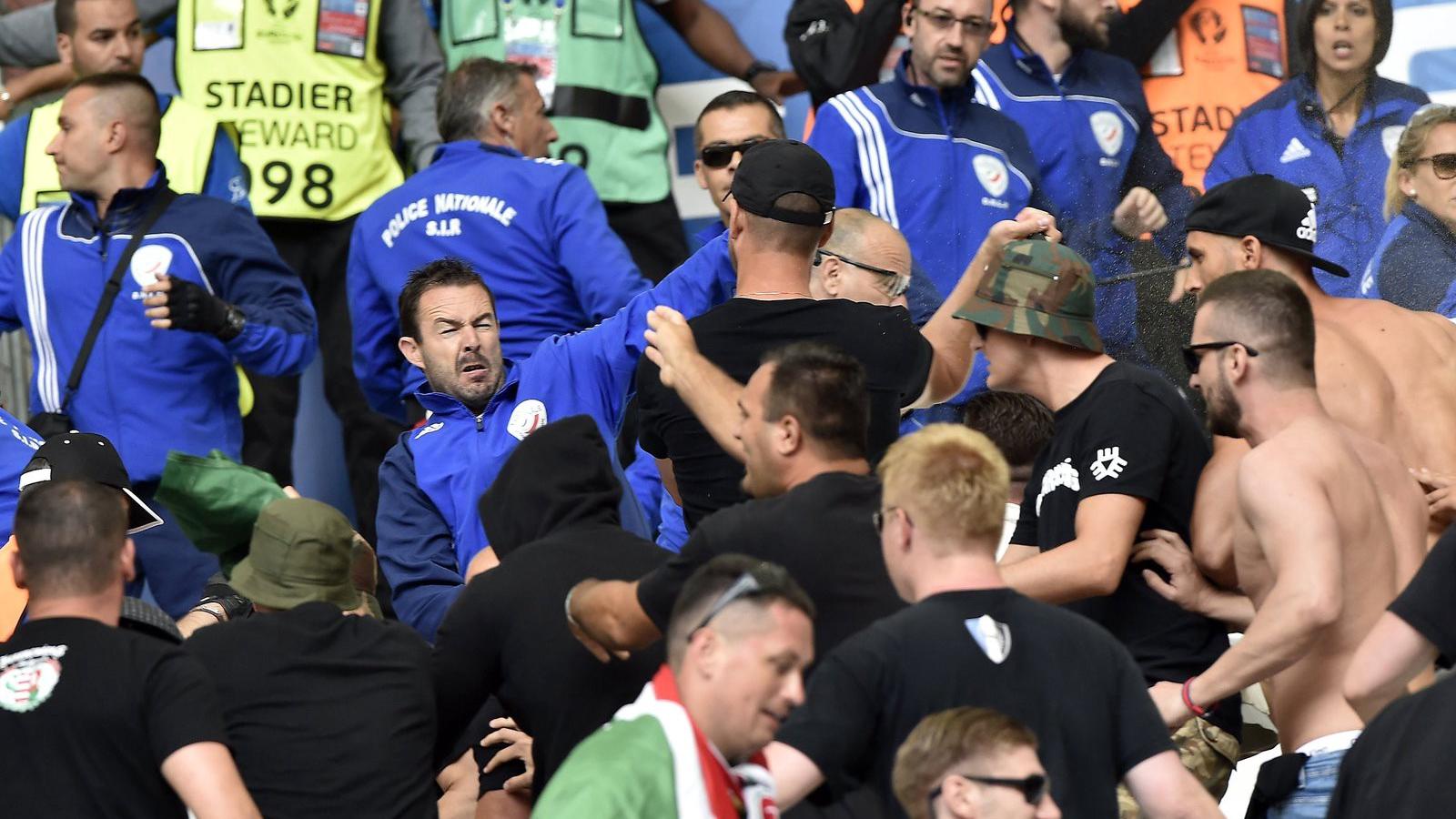 Balhéztak a magyar szurkolók. MTI Fotó: Illyés Tibor