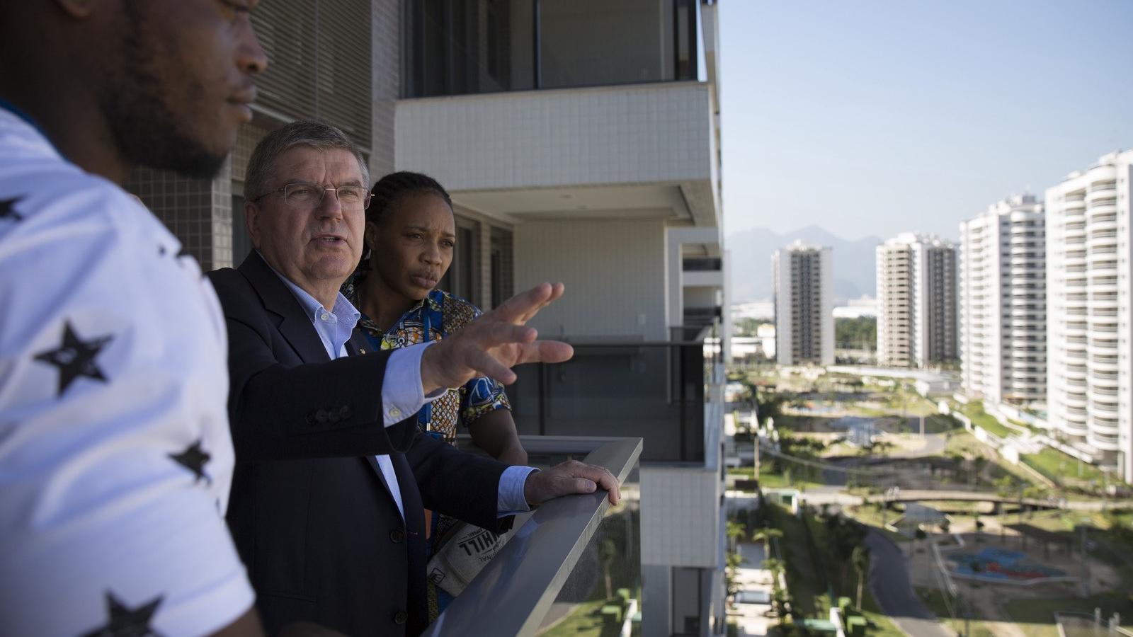 Thomas Bach instrukciókat ad az olimpia riói helyszínén FOTÓ: EUROPRESS/GETTY IMAGES