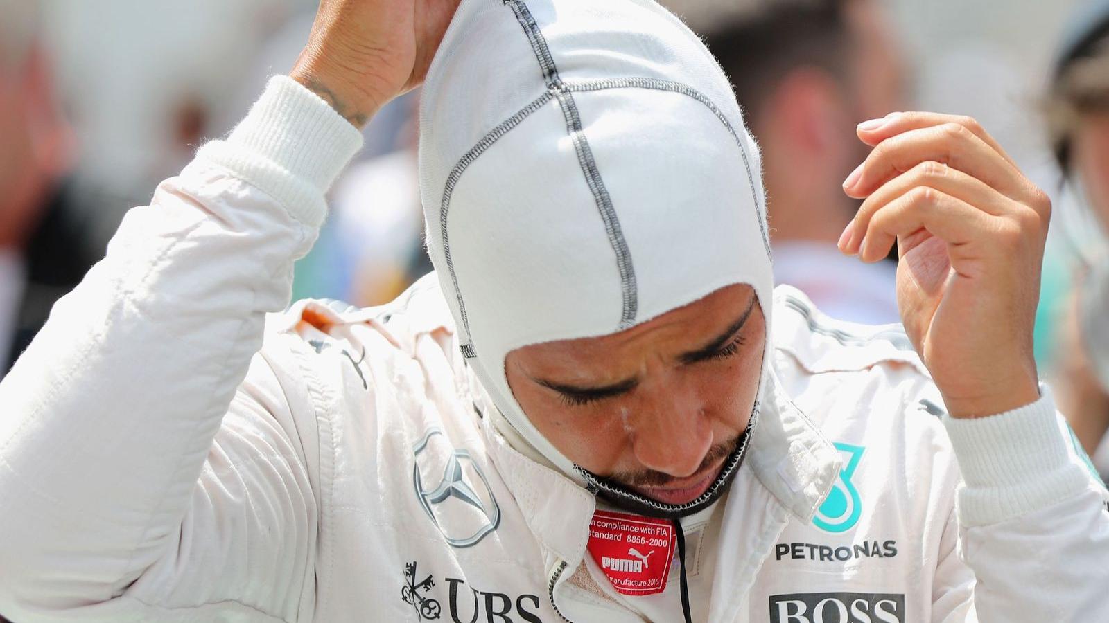 Hamilton csalódottsága érthető: biztos győzelem helyett nulla ponttal zárt FOTÓ: EUROPRESS/GETTY IMAGES/MARK THOMPSON