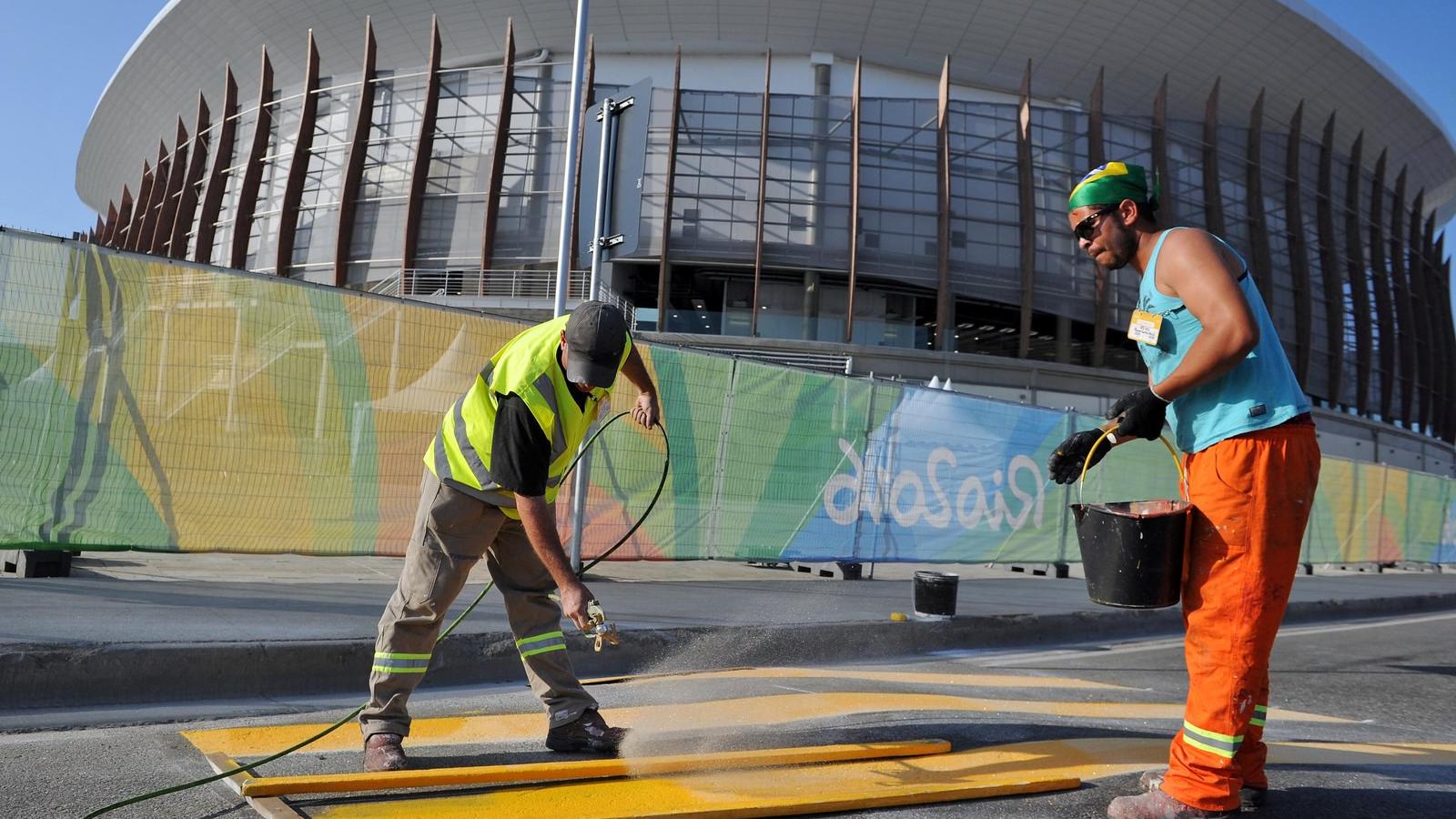 A korábbi példákhoz hasonlóan a brazil városban is csak bosszúság maradt az olimpia után FOTÓ: SZALMÁS PÉTER