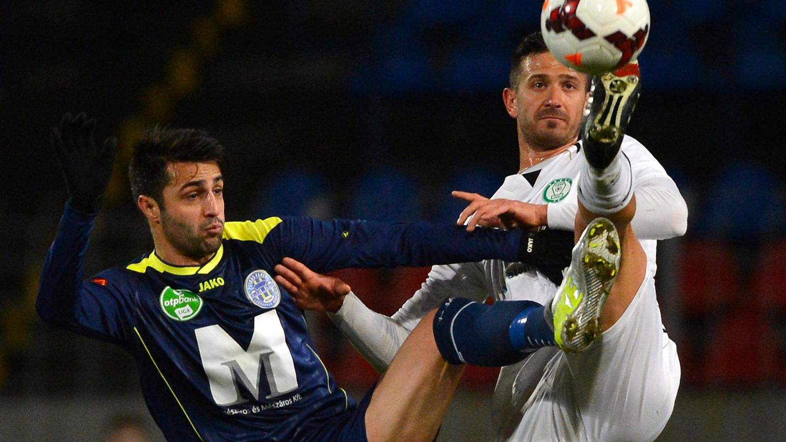 Légibalett, futball nélkül a nyitányon FOTÓ: MTI/ILLYÉS TIBOR