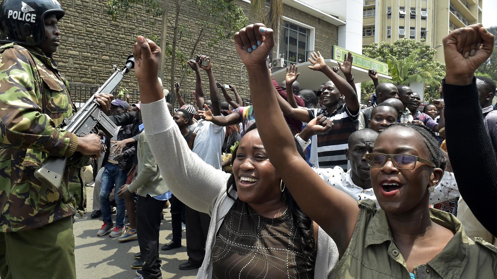 Odinga hívei tegnap Nairobiban. FOTÓ: AFP/SIMON MAINA