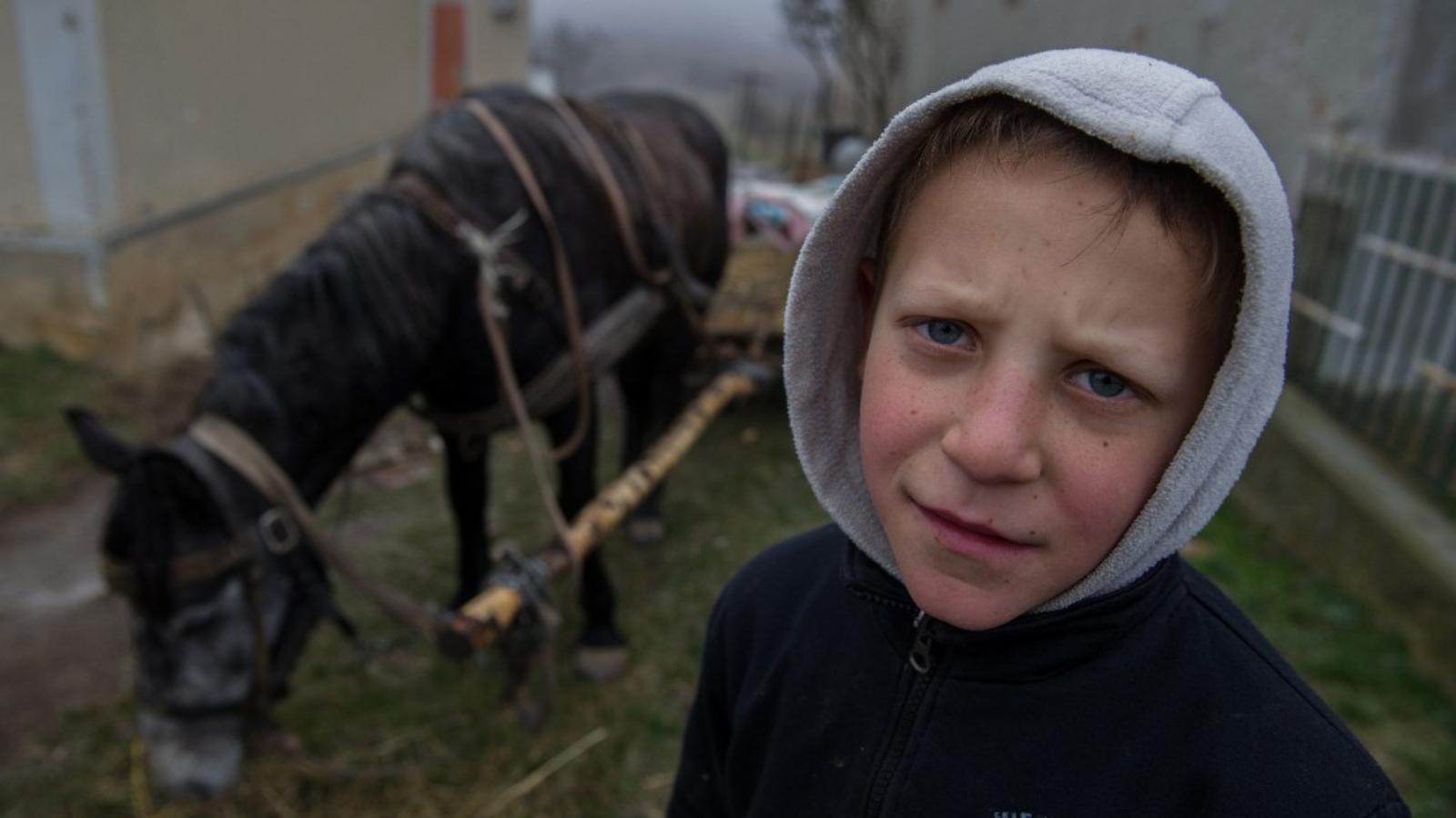 Életkép a Borsod megyei Rakacán – egyre többen lesznek szerte az országban, akik nélkülözni kényszerülnek FOTÓ: BIELIK ISTVÁN
