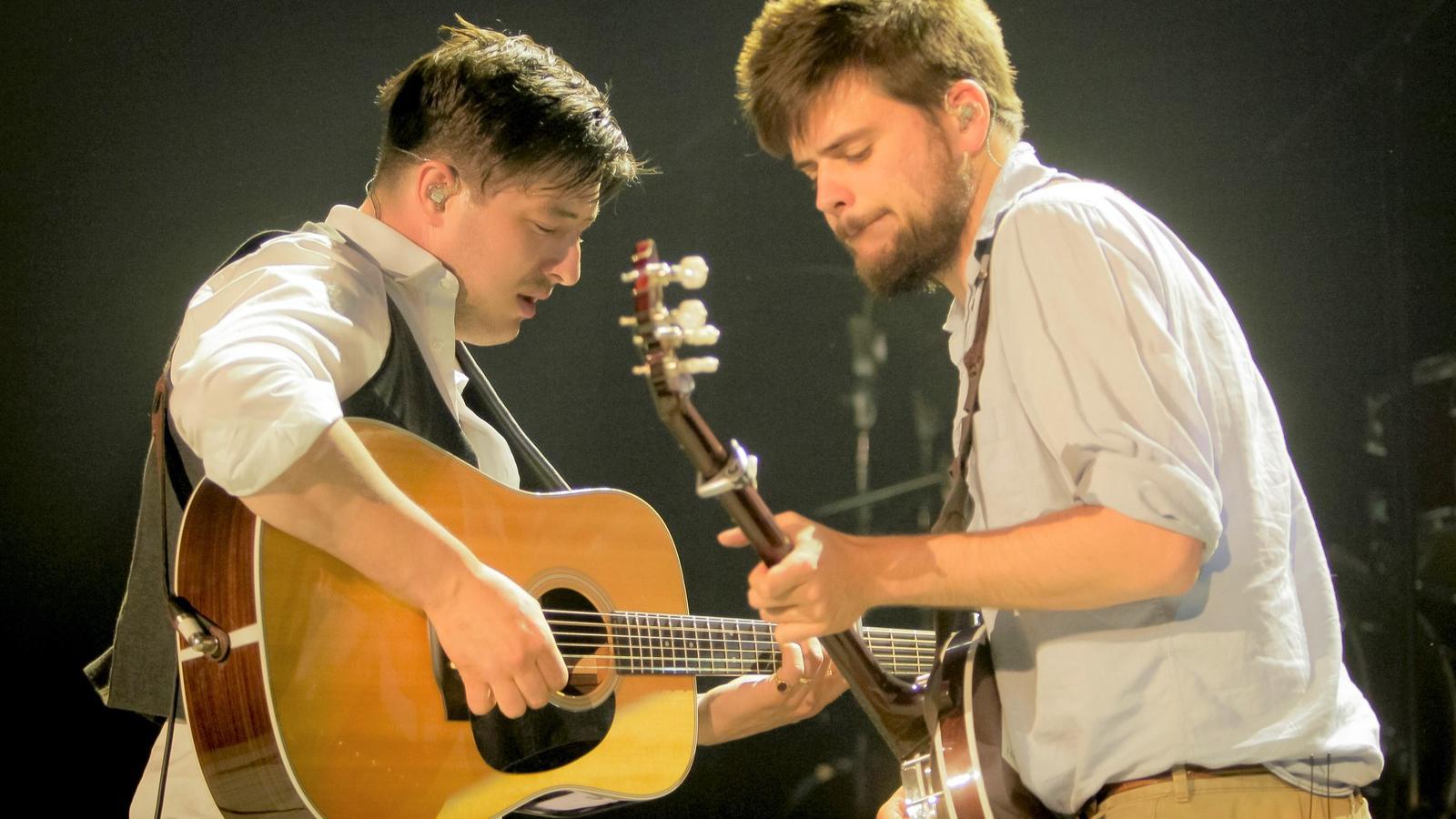 Fellép a a világszerte kultikussá vált Mumford & Sons nevű hipszterzenekar is Fotó: AFP/QMI Agency