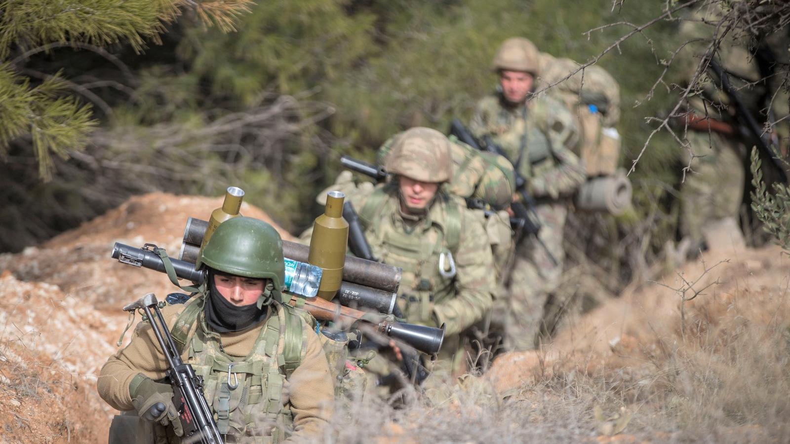 Hétfőn is folytatódott a török hadművelet Fotó: AFP/Emin Sansar/Anadolu Agency