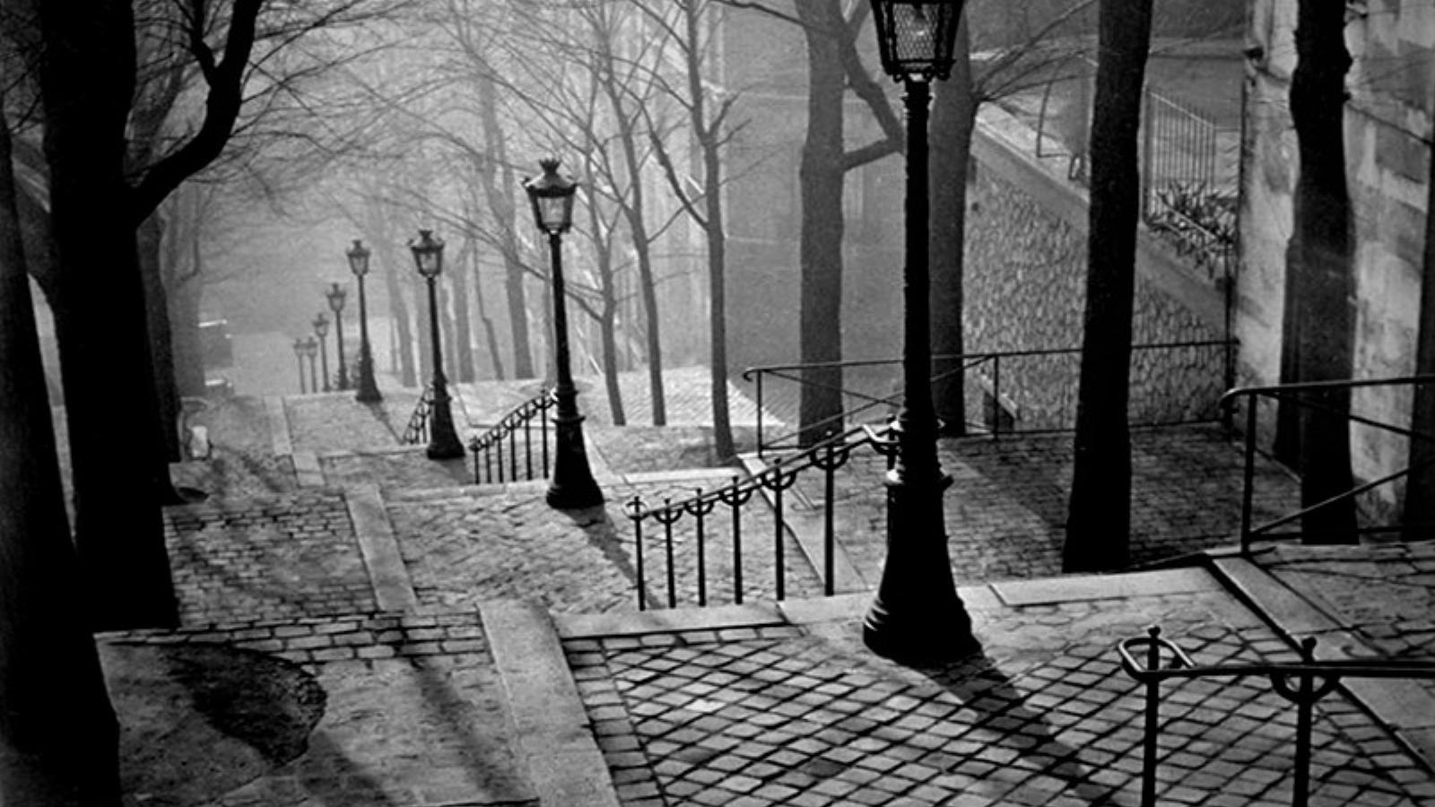 Az egyik híres és közismert fotó (részlet) az életműből: Escalier de la Butte Montmartre 1937 Paris, Centre Pompidou - Forrás: F