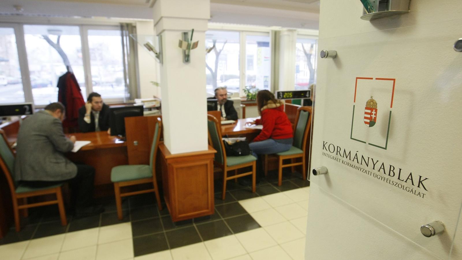 Több százan jelentkeztek be állandó lakcímre néhány kétesélyes választókerületben. FOTÓ: BIELIK ISTVÁN