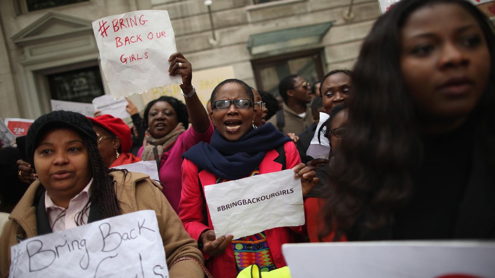 Nigériai asszonyok tüntetnek Londonban, az elrabolt lányok elengedését követelve Fotó: Dan Kitwood / Getty Images