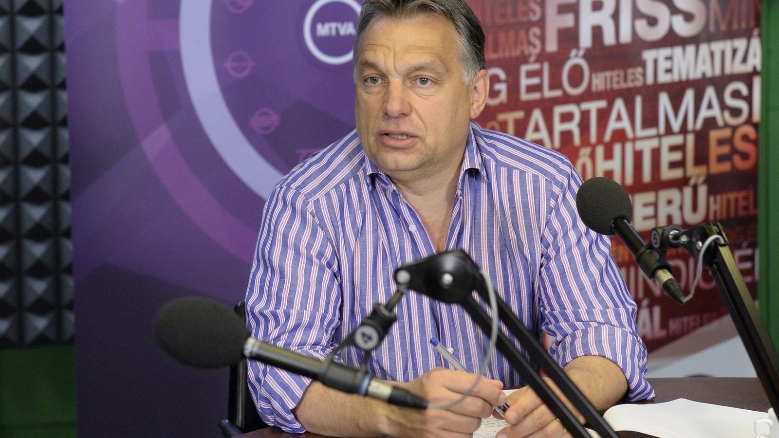 Orbán Viktor interjút ad a Kossuth Rádió reggeli műsorának  MTI Fotó: Soós Lajos