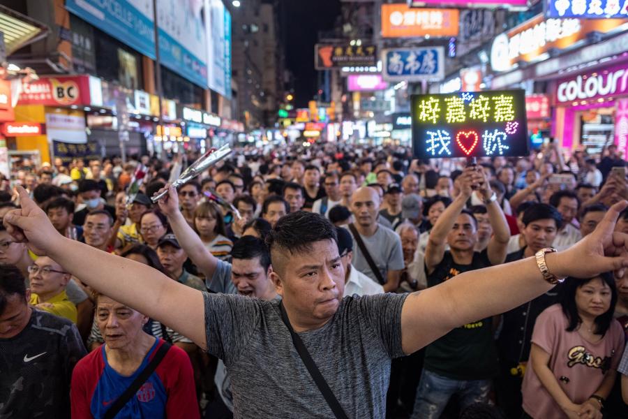 Győztek a lakók, megszűnik Hongkong legfelkapottab buliutcája