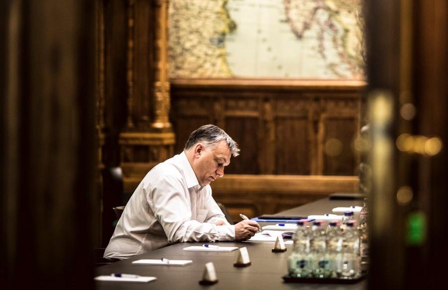 Orbán Viktor felmentette a Szellemi Tulajdon Nemzeti Hivatala elnökét