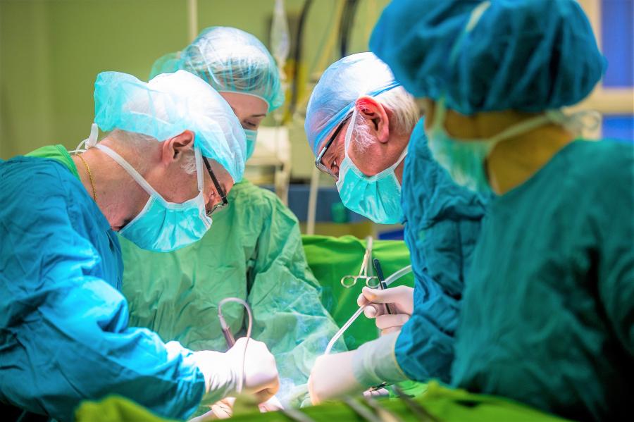 Kunetz Zsombor: törvény sérthetett az életmentő műtéttel késlekedő Honvéd kórház