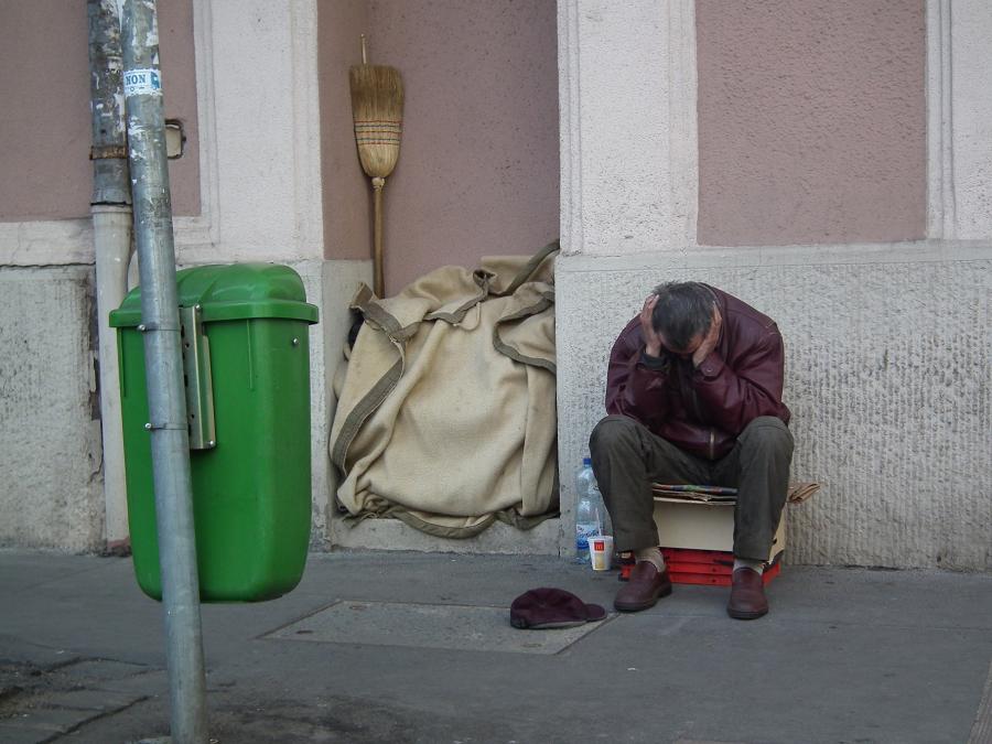 Már száznál is több hajléktalant figyelmeztettek, amiért hajléktalan
