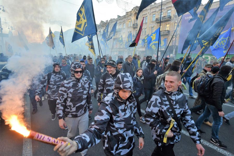 Tízezer ukrán nacionalista vonult fel Kijevben