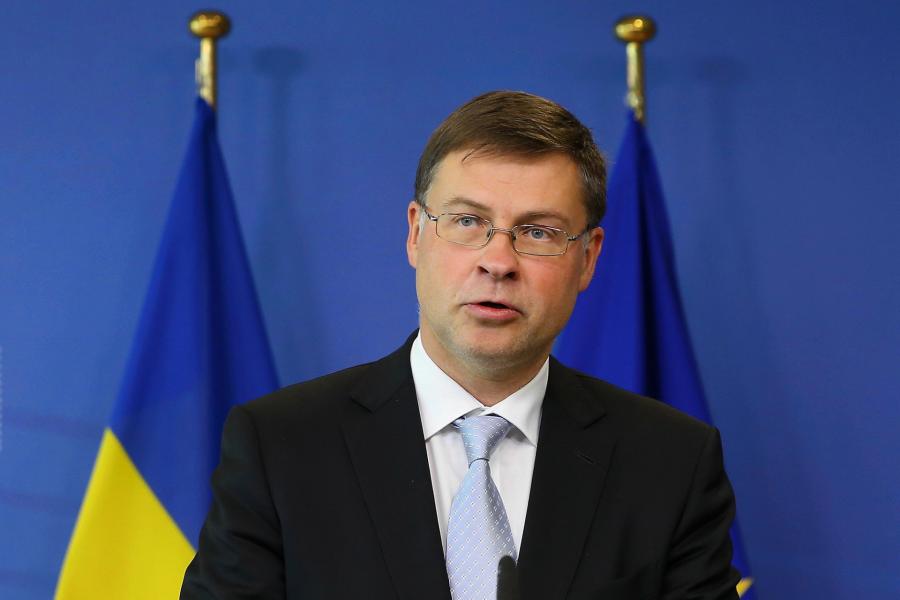 „Kulcsfontosságú pillanat” – Az EU 500 millió eurós támogatás kifizetését hagyta jóvá Ukrajnának