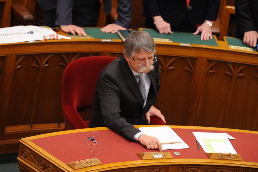 MSZP: házszabály-ellenesen szavaztak a fideszesek