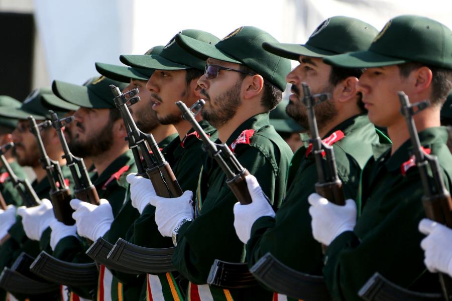 Véletlenül fejbe lőtte magát az iráni Forradalmi Gárda egyik tábornoka