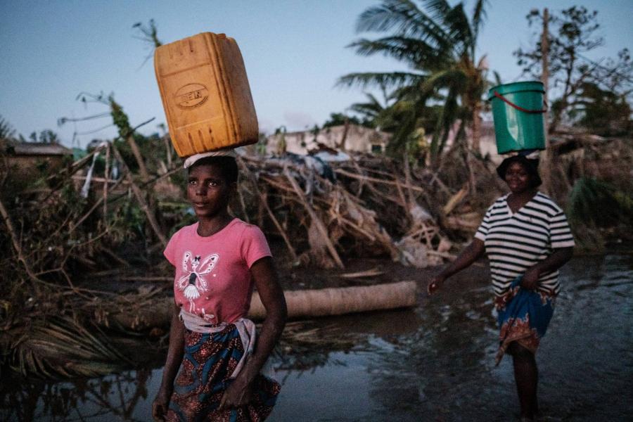 Szexért cserébe kaphatott csak segélyt az Idai ciklon néhány túlélője