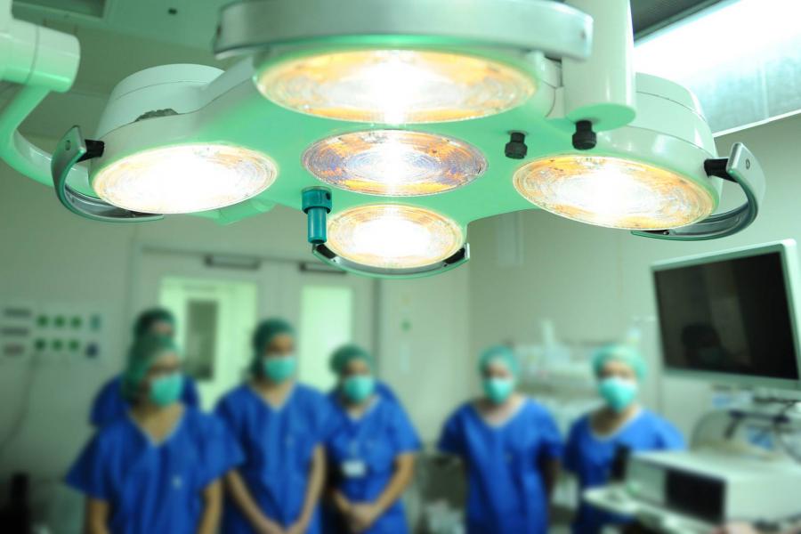 84 orvos mondta fel a túlóraszerződését a Péterfy Kórház baleseti központjában, nagy bajban az intézmény